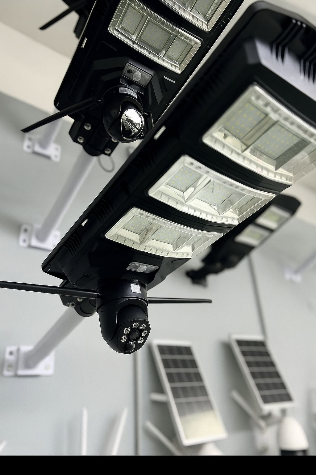 Miniatura 2 de CAMARA SOLAR CON LUZ LED 2 EN 1